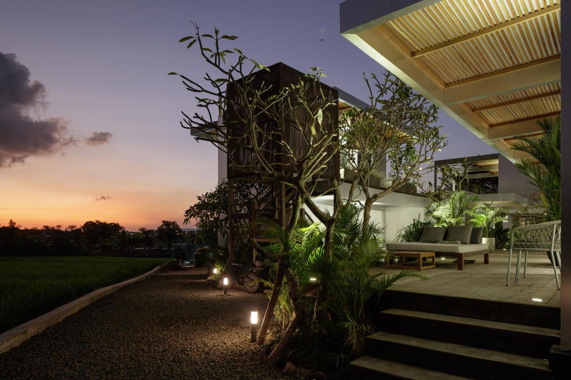 Unit Space Village Canggu Εξωτερικό φωτογραφία