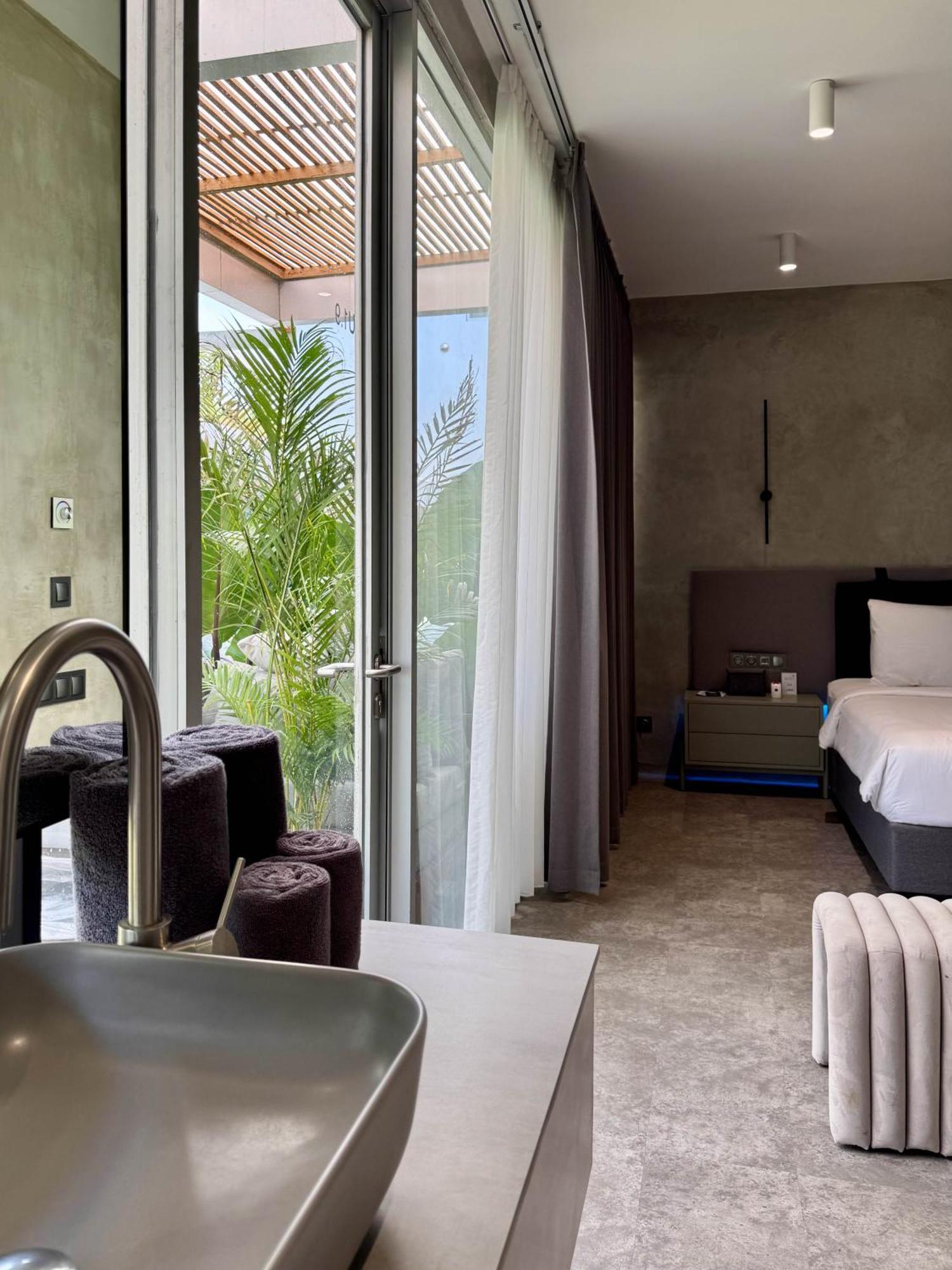 Unit Space Village Canggu Δωμάτιο φωτογραφία